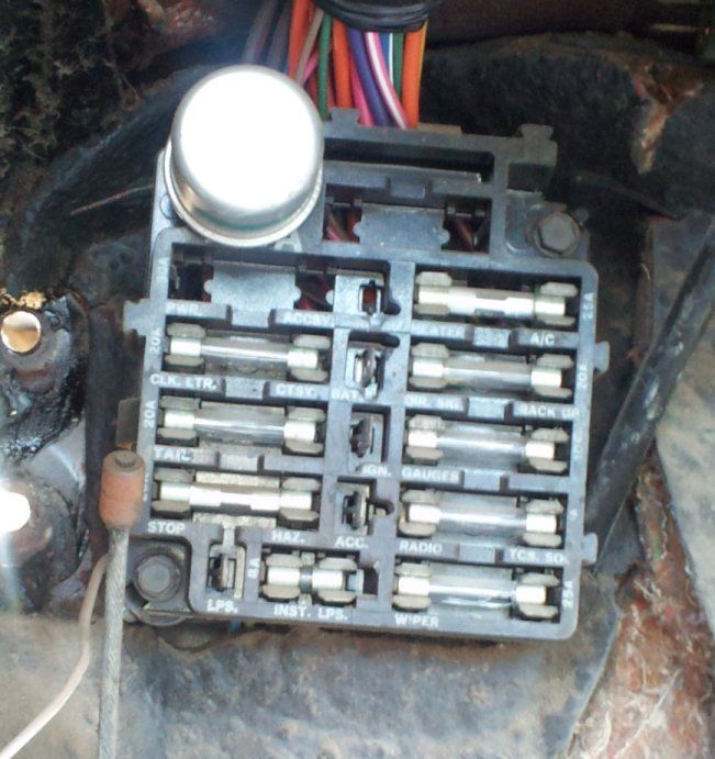 fusepanel2-1.jpg